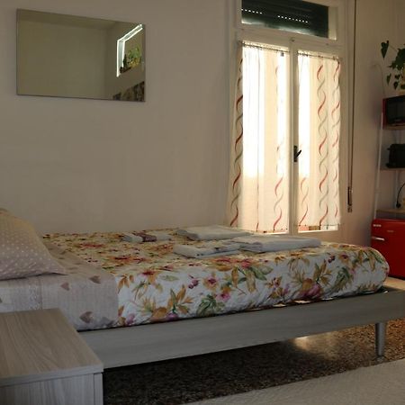 Venezia Lovely Rooms Venezia Lido Esterno foto